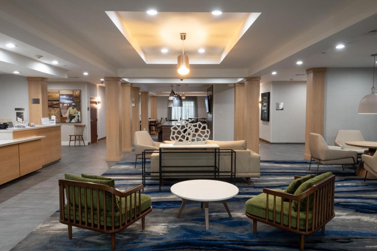 Fairfield Inn & Suites Denton Zewnętrze zdjęcie