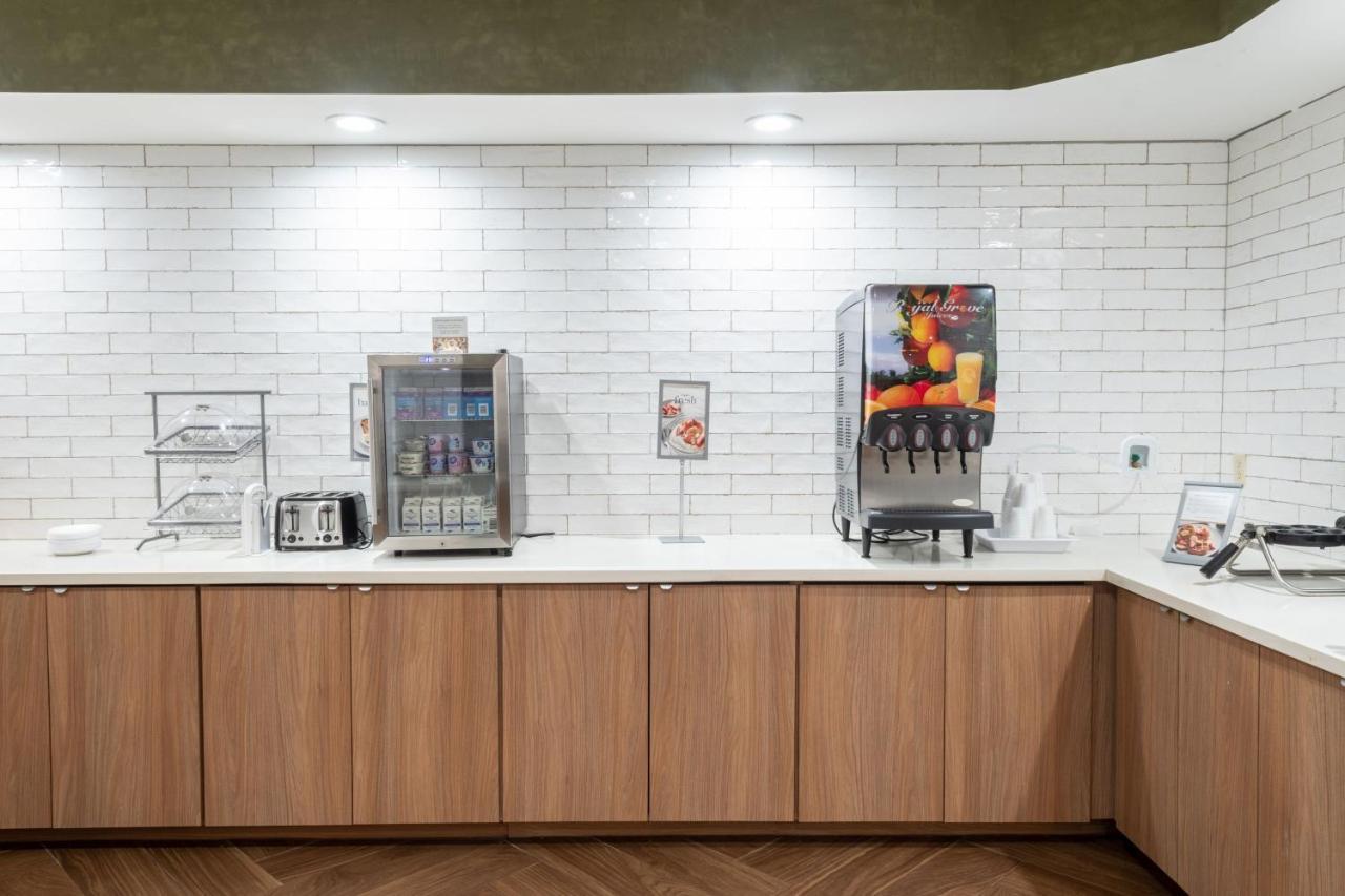 Fairfield Inn & Suites Denton Zewnętrze zdjęcie