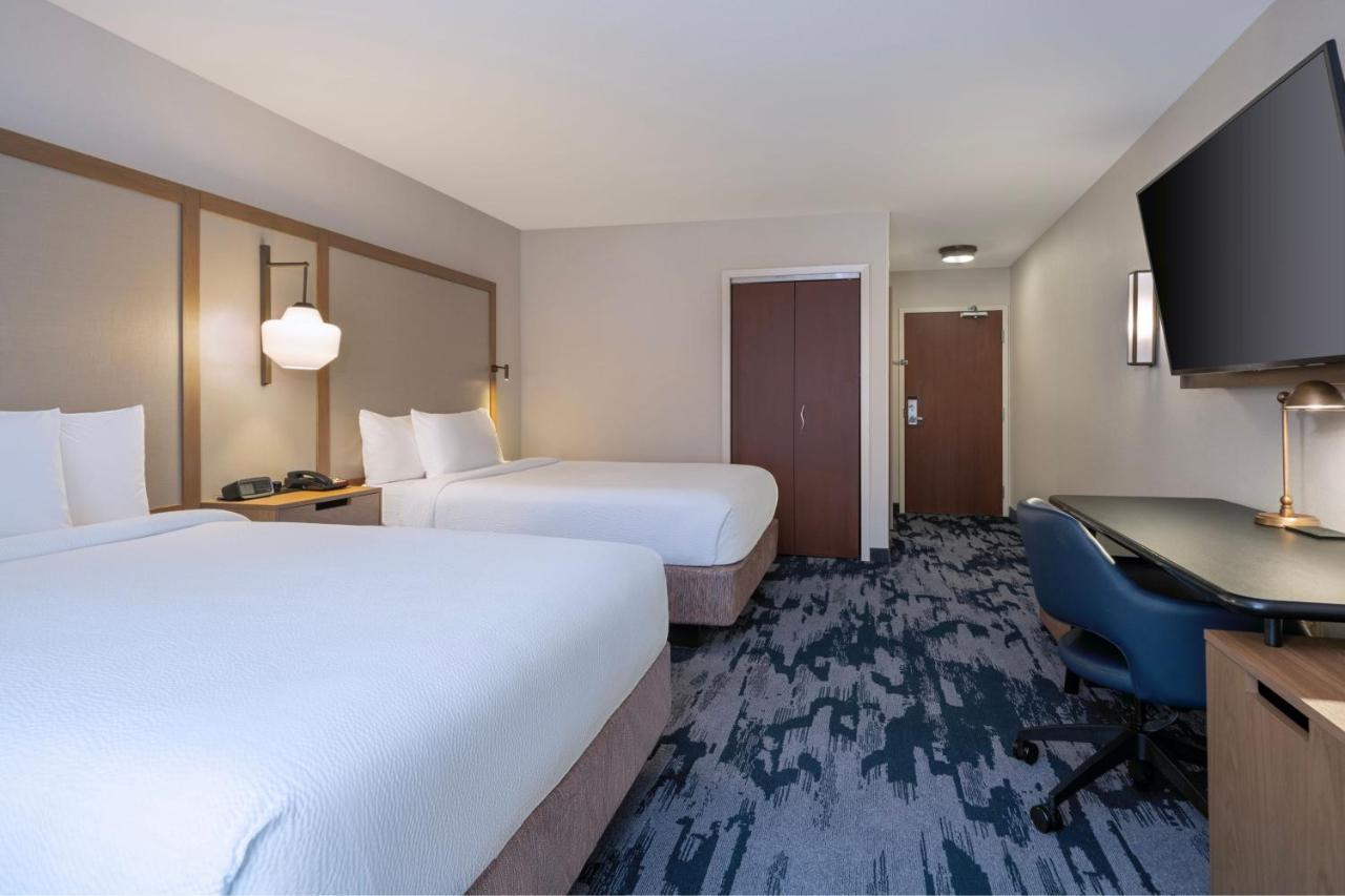 Fairfield Inn & Suites Denton Zewnętrze zdjęcie