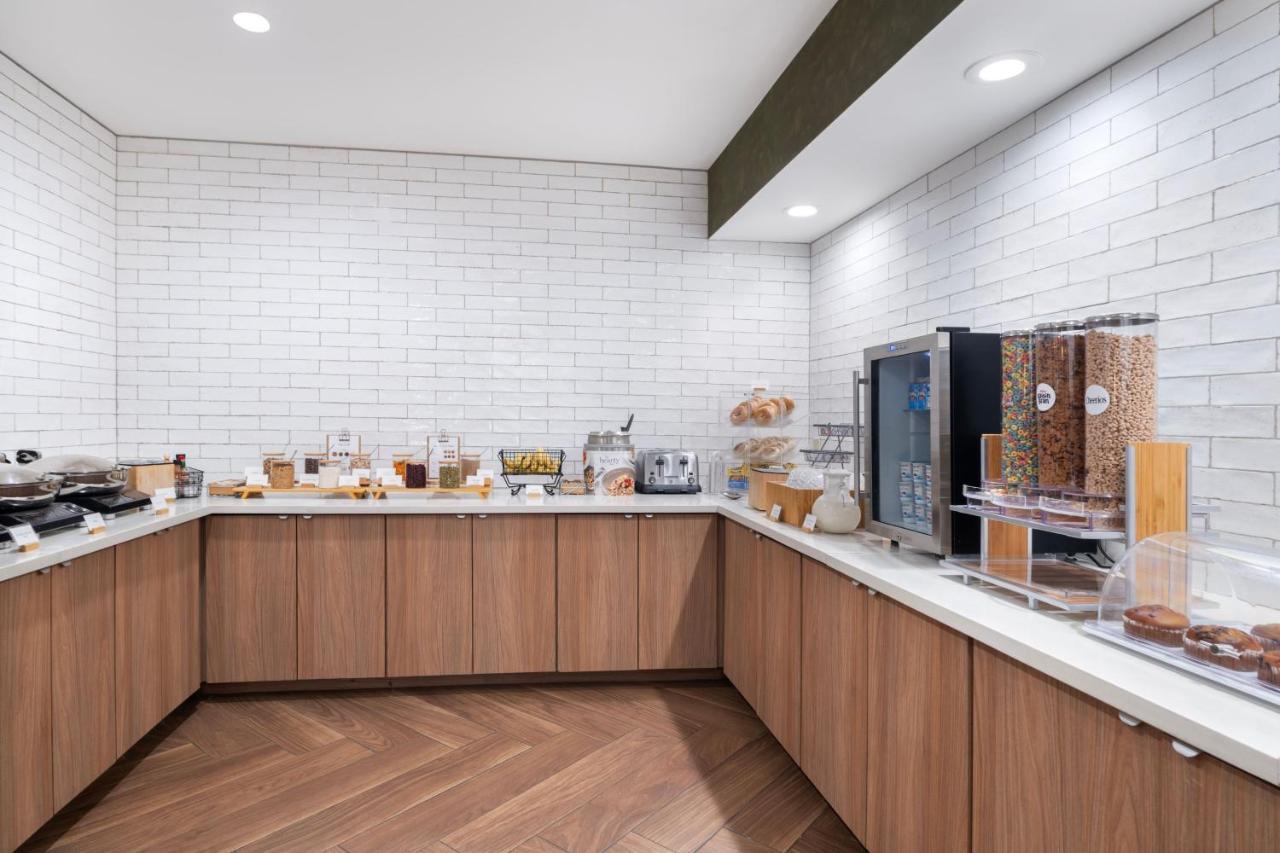 Fairfield Inn & Suites Denton Zewnętrze zdjęcie